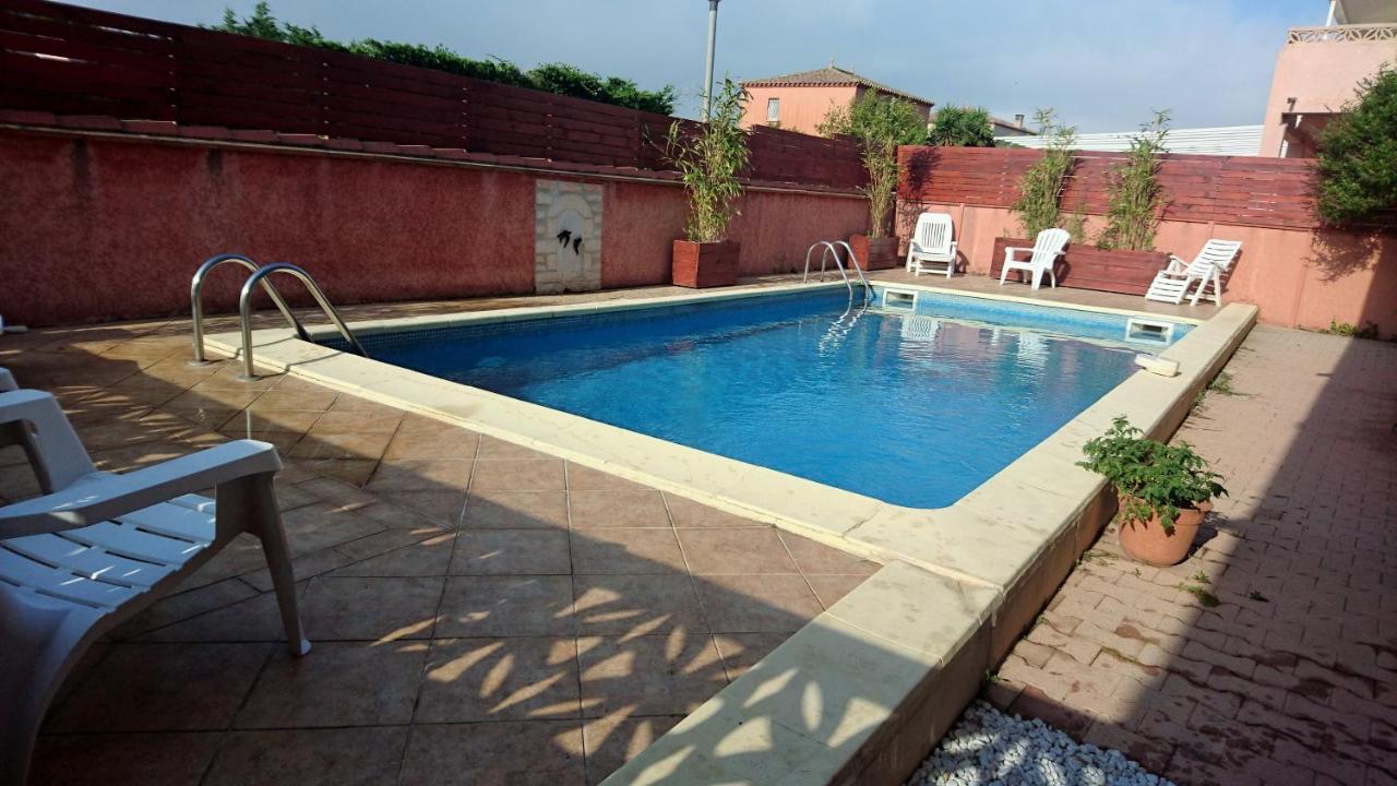 Appartements Dans Residence Avec Piscine - Mer A 500M Сен Мари ла Мер Екстериор снимка